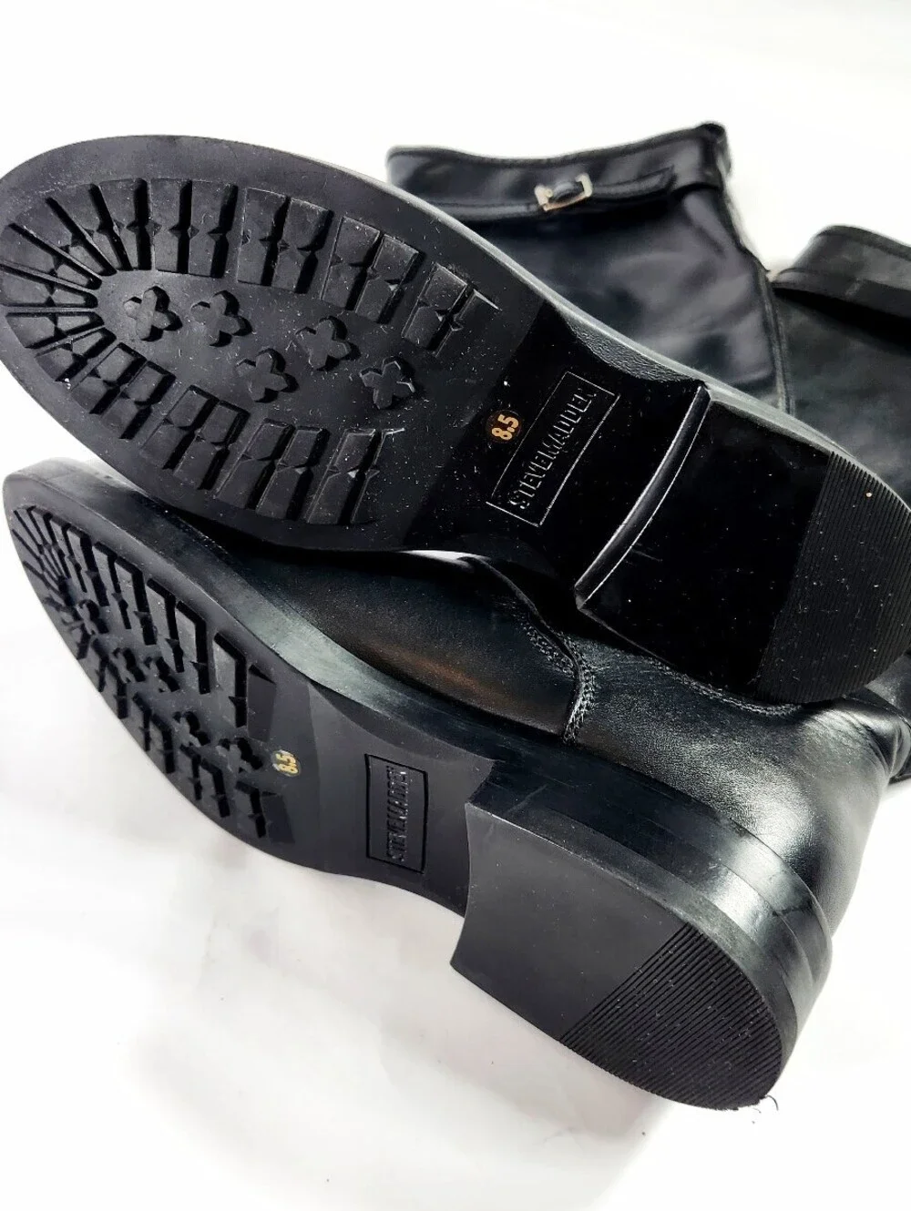 Steve Madden Sady black leather tall buckle boot 8.5M